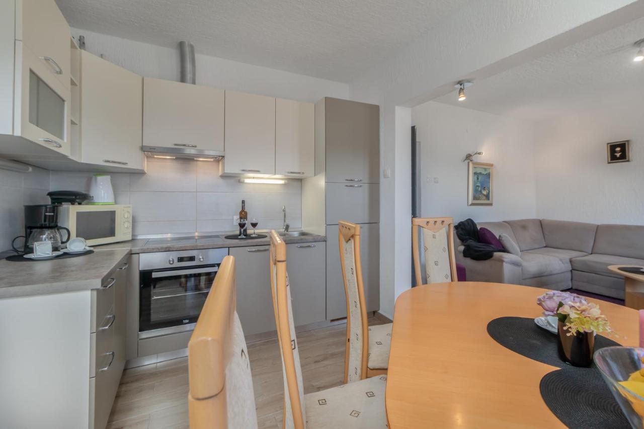 Apartments Lord Novi Vinodolski Eksteriør billede