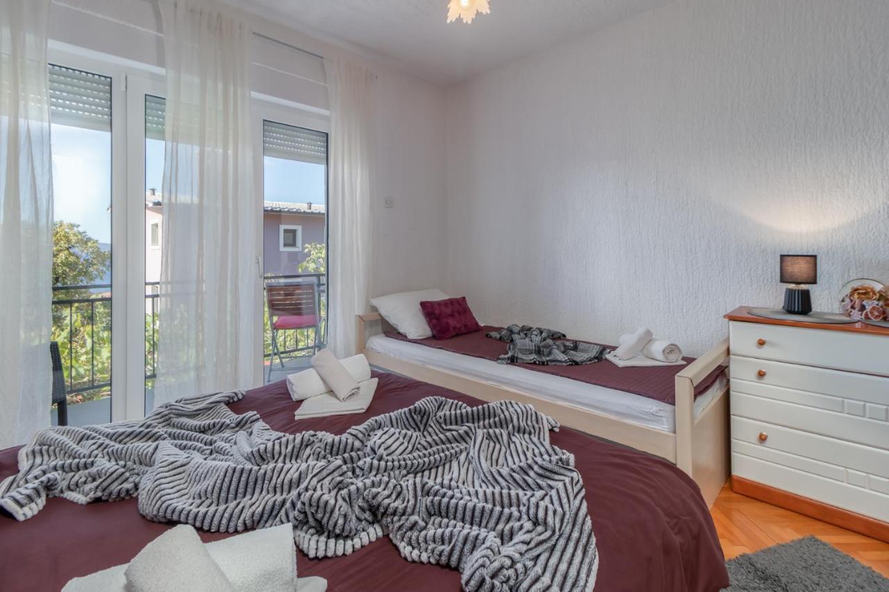 Apartments Lord Novi Vinodolski Eksteriør billede